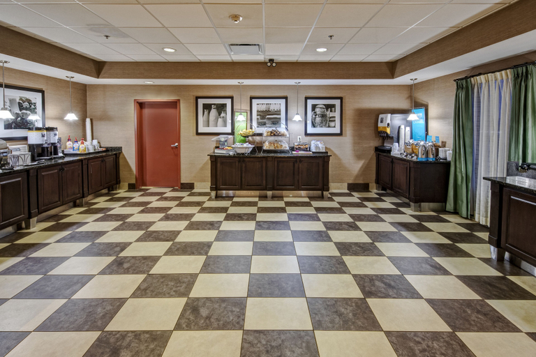 Others 5, Hampton Inn & Suites Wilder, Campbell