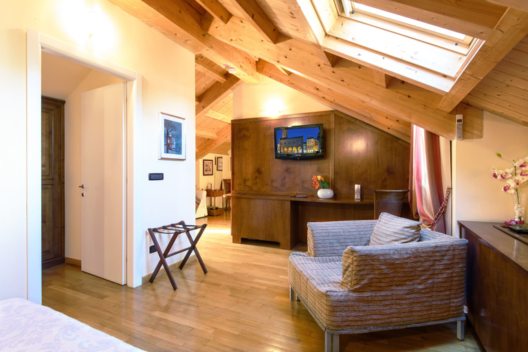 Bedroom 2, Locanda San Paolo, Monza and Brianza
