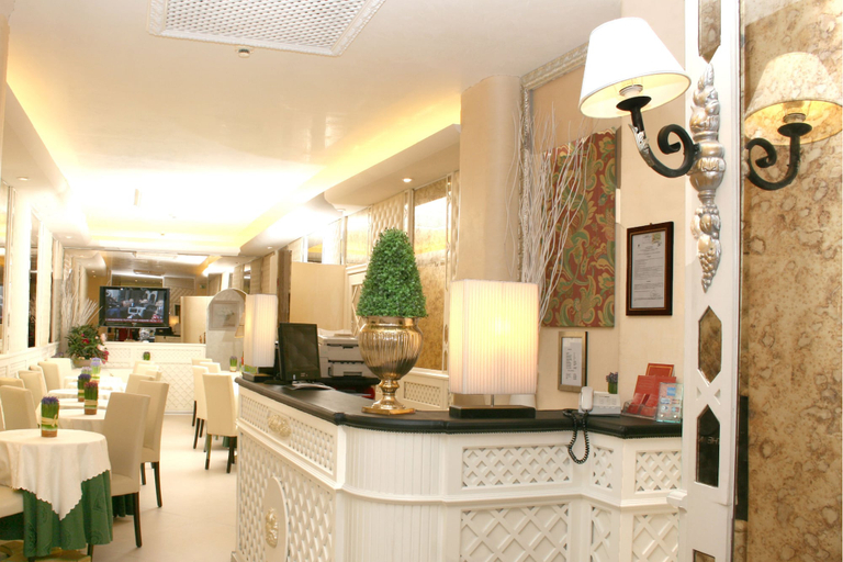 Food & Drinks 5, Hotel Valle, Rome