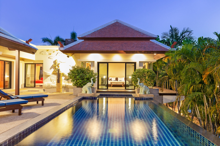 Sport & Beauty 2, Boutique 3BR Pool Villa Bianca NaiHarn, Pulau Phuket