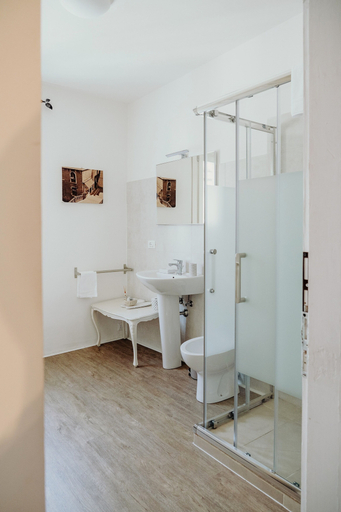 Bathroom 5, Palazzetto Barnaba, Venezia