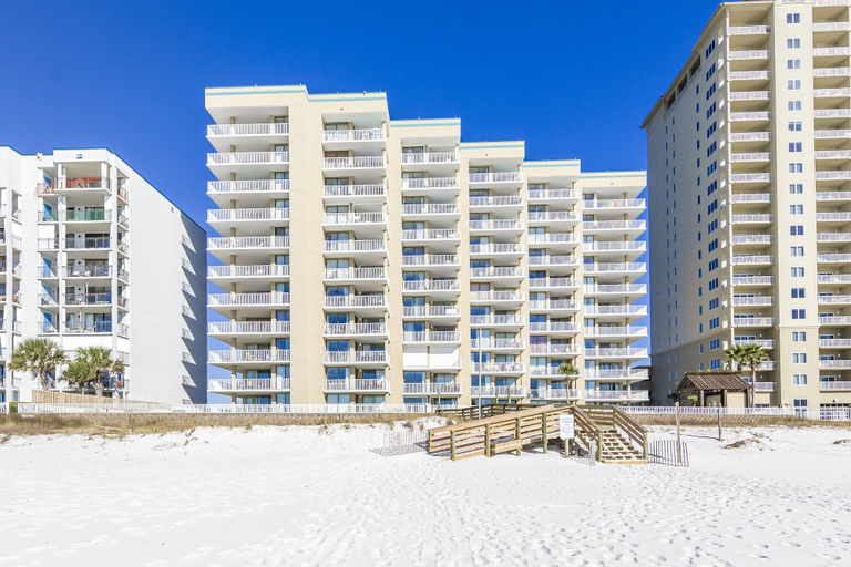 Exterior & Views 2, Romar Place Condos, Baldwin