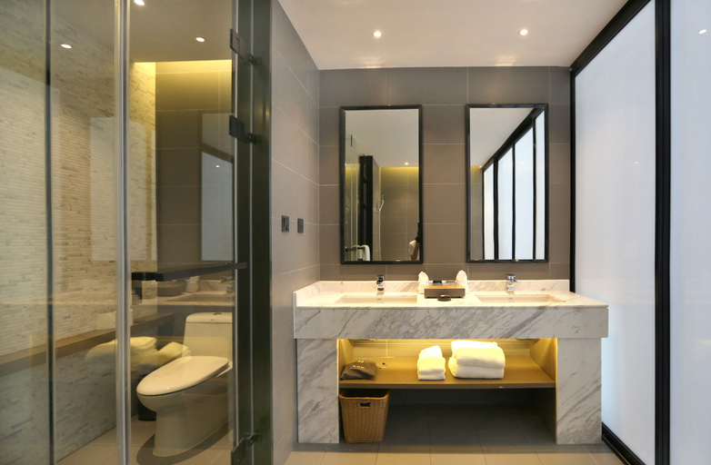 Bathroom 4, Novotel Deqing Moganshan, Huzhou
