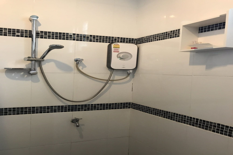 Bathroom 3, Green Cottage Beach Resort, Koh Chang