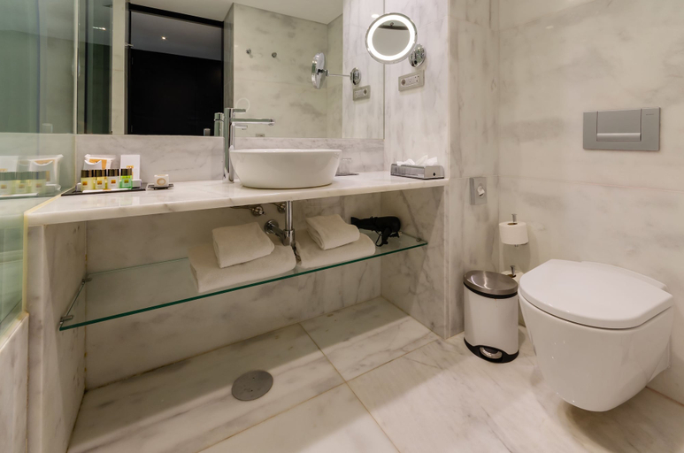 Bathroom 5, Hotel Santa Justa Lisboa, Lisbon