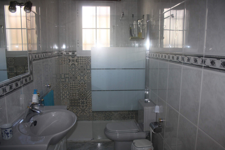 Bathroom 4, Rincón de la Fuenseca, Córdoba