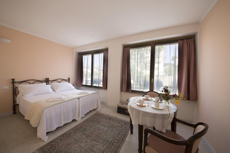 Bedroom 4, B e B Lambroriver, Como