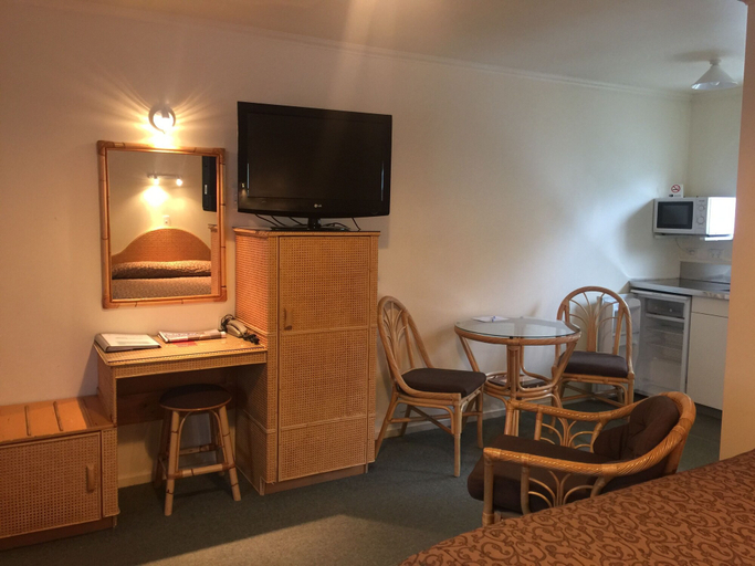 Others 4, Coachman Motel, Rangitikei