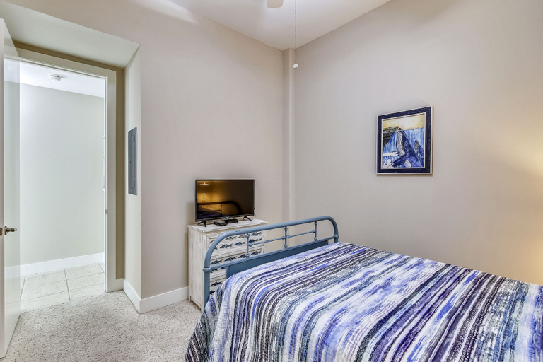 Bedroom 3, Emerald 712-good Day Sunshine, Galveston