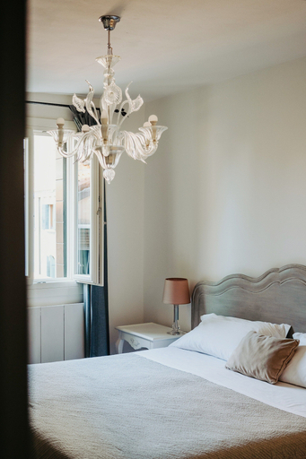 Bedroom 4, Palazzetto Barnaba, Venezia