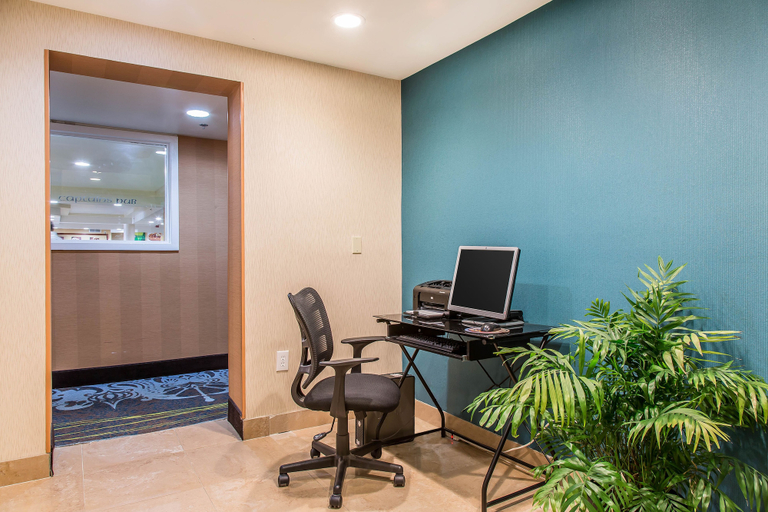 Others 5, Quality Inn & Suites Middletown - Newport, Newport