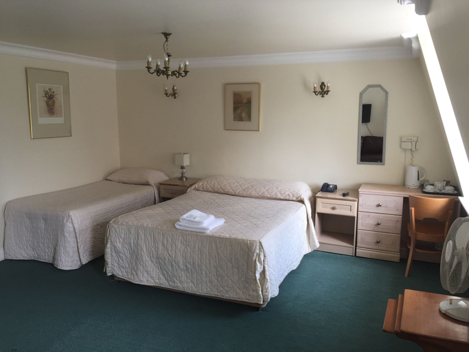 Bedroom 4, Brompton Hotel, London