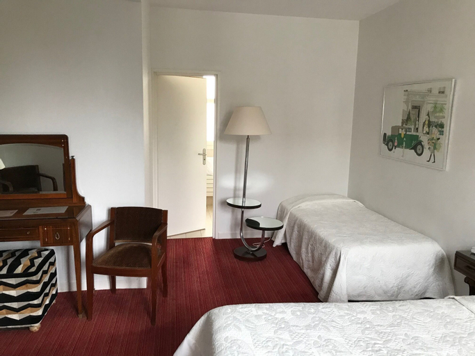 Bedroom 6