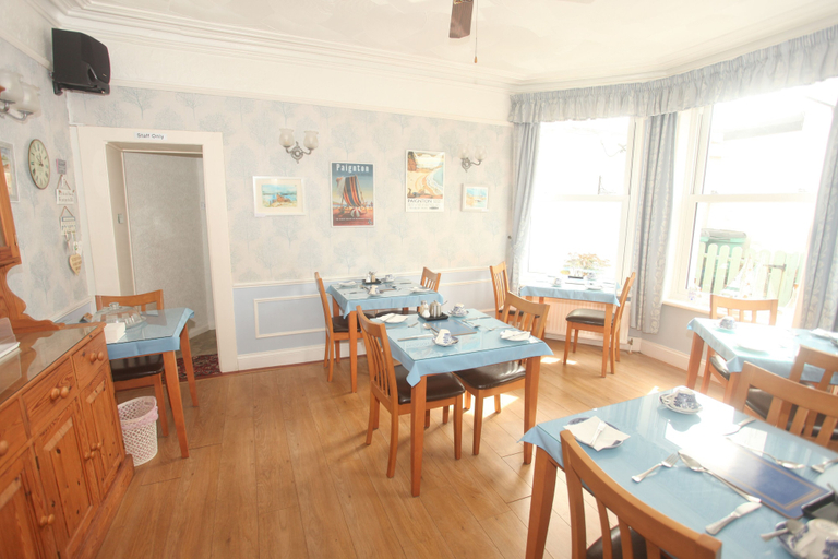 Food & Drinks 5, The Clydesdale, Torbay
