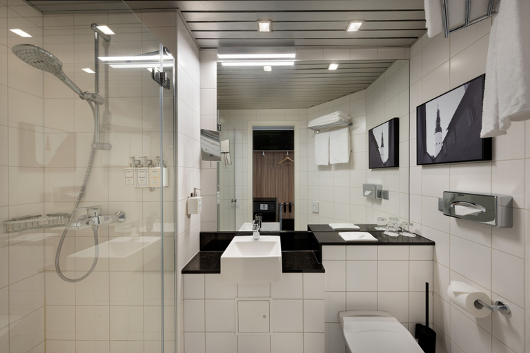 Bathroom 5, Park Inn by Radisson Central Tallinn, Tallinn