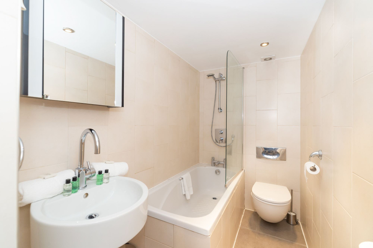 Bathroom 4, PML Apartments Park Road, London