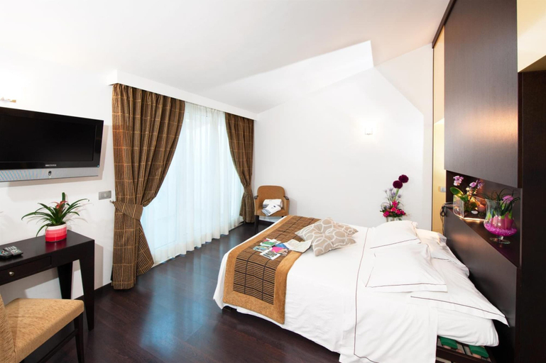 Bedroom 3, Villa Maria Cristina, Caserta
