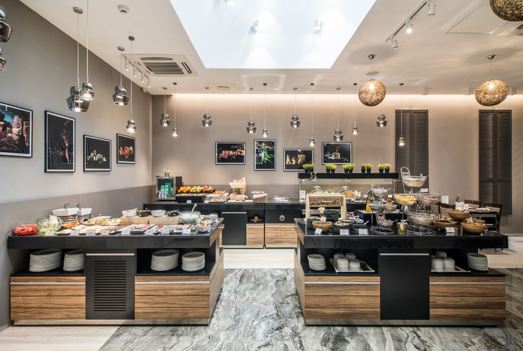Food & Drinks 5, Sky Blue Hotel & Spa, Paulesti