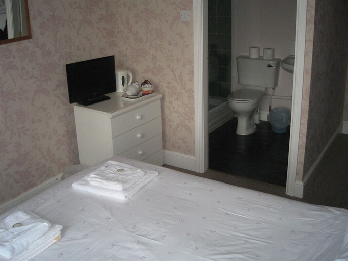 Bedroom 4, The Beaches Guest House, North Yorkshire