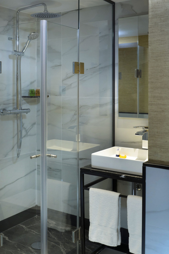 Bathroom 4, The Oliver Apartamentos Pozuelo, Madrid