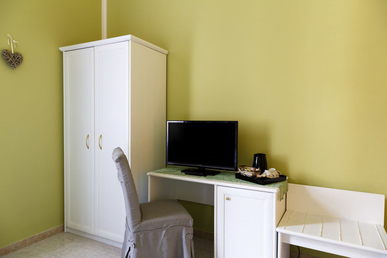 Others 4, Leone X Guest House, Florence
