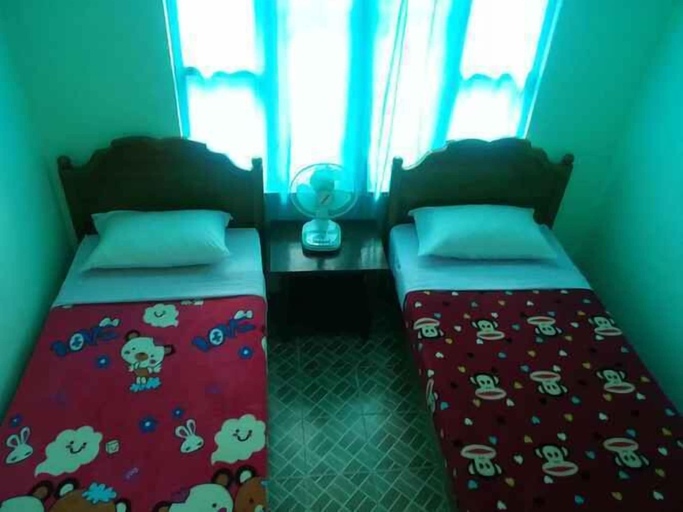 Bedroom 3, The Green Valley Inn, Taunggye