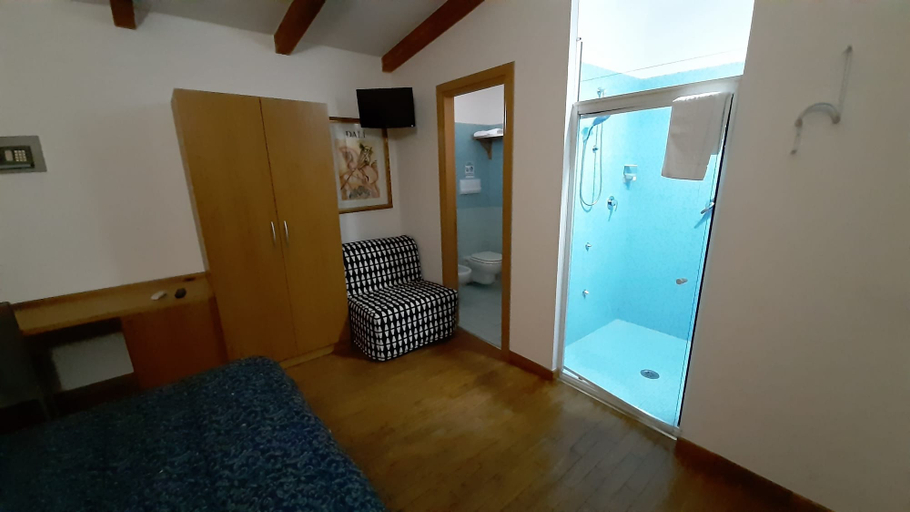 Bedroom 2, Villa Mola, Salerno