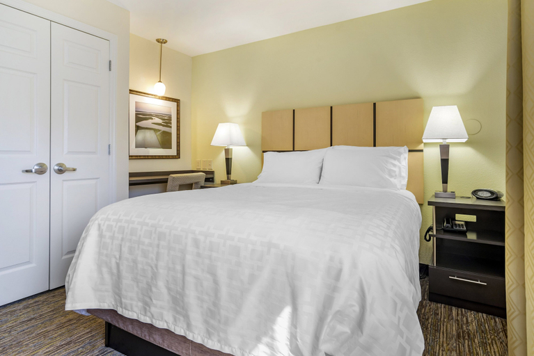 Bedroom 2, Candlewood Suites ALABASTER, Shelby