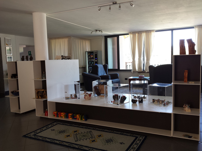 Food & Drinks 5, Pausania Inn, Olbia-Tempio