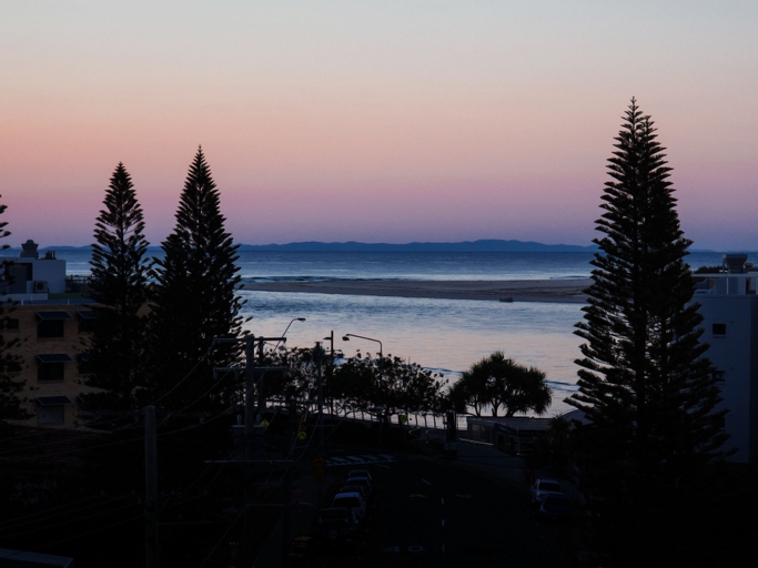 Exterior & Views 2, Ocean Views Resort, Caloundra - Caloundra S.
