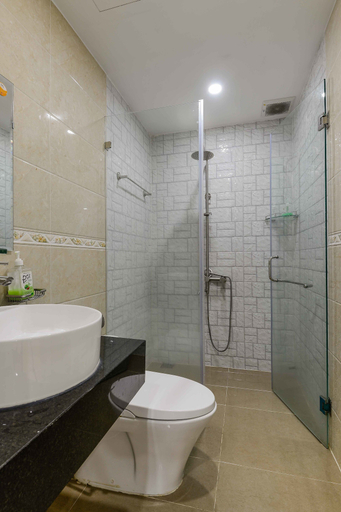 Bathroom 4, Warm Ways 3 Apartments, District 7