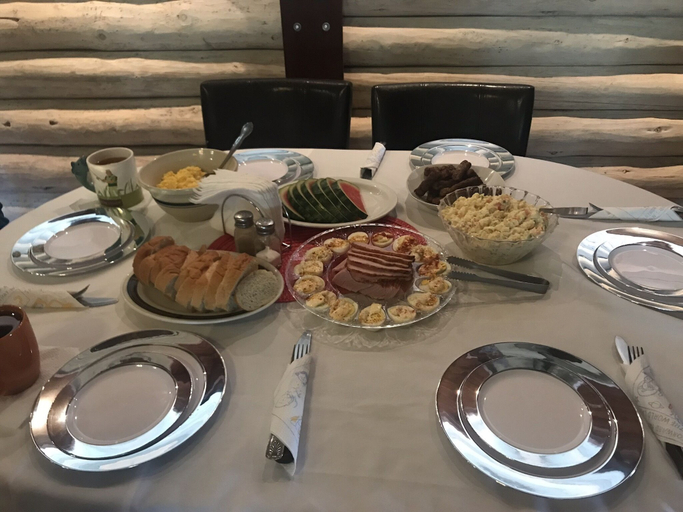 Food & Drinks 4, Alexander lake lodge, Delta