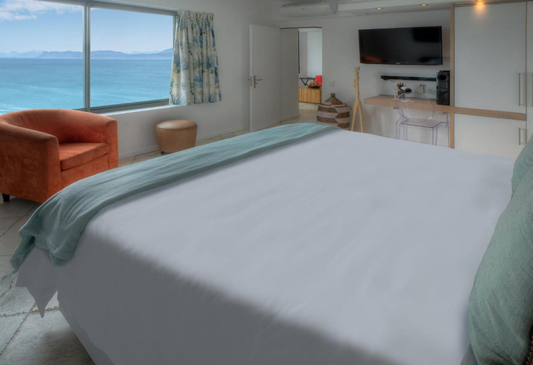 Bedroom 3, Sea Star Cliff, Overberg