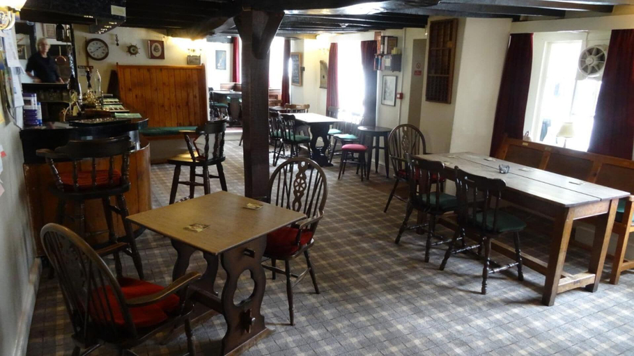 Food & Drinks 4, The Harp Inn, Powys