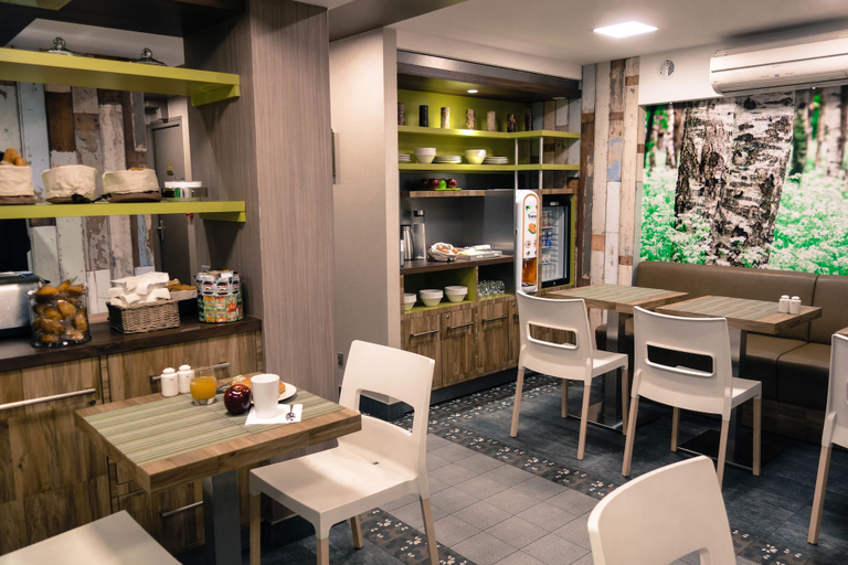 Food & Drinks 5, Hotel Prince Albert Wagram, Paris
