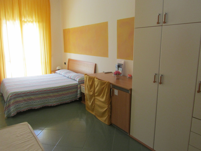 Bedroom 3, Hotel Ristorante Silvestrino, Sassari