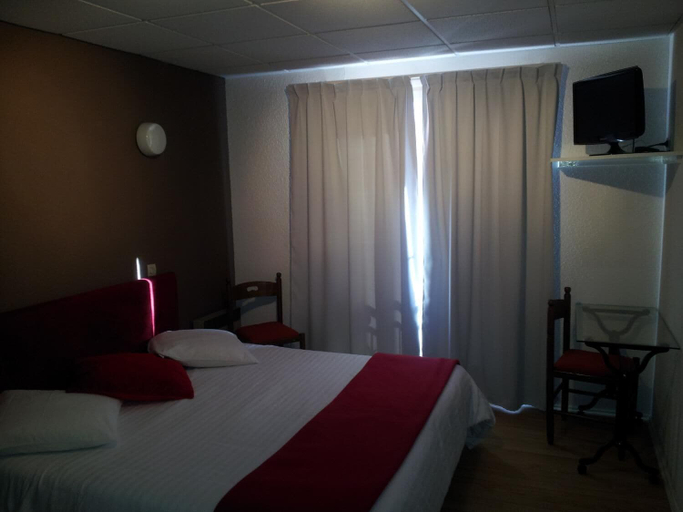 Bedroom 3, Le Clos Fleuri, Rhône