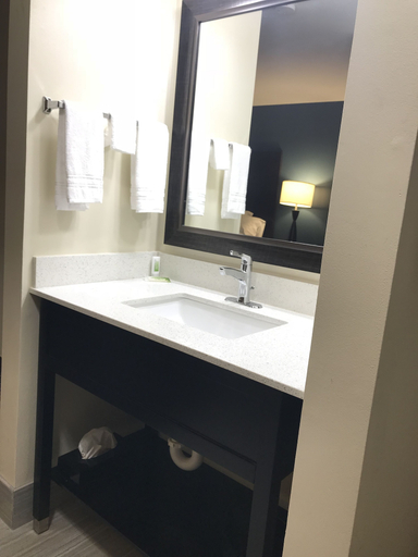Bathroom 4, AmericInn by Wyndham Jefferson, Jefferson