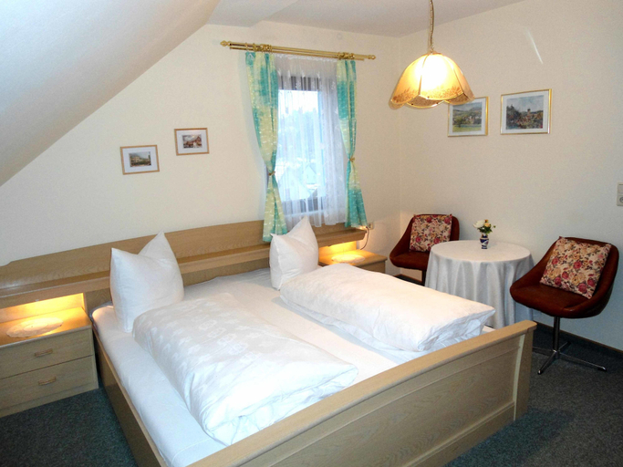 Bedroom 4, Hotel Krone, Forchheim