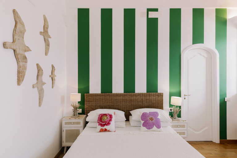 Bedroom 3, Villa Mary Suites, Salerno