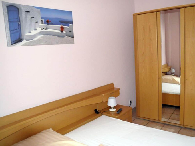 Bedroom 2, Hotel Brühler Hof, Rhein-Erft-Kreis