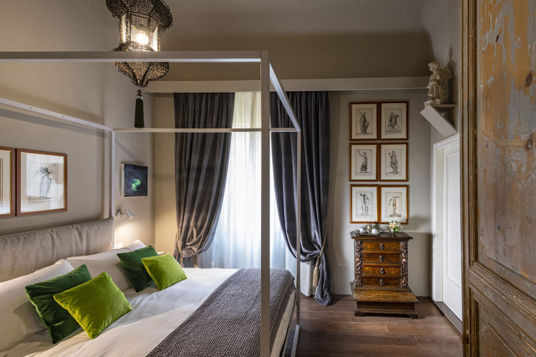 Bedroom 3, Casa Botticelli, Florence