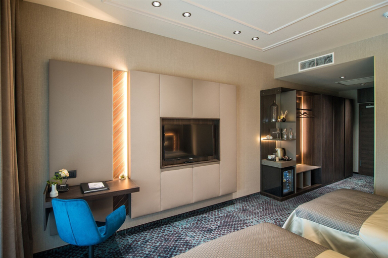 Bedroom 3, Sky Blue Hotel & Spa, Paulesti