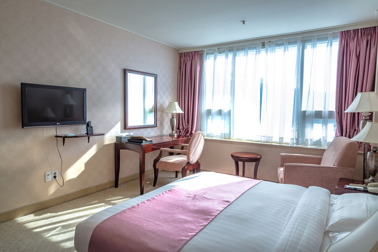 Bedroom 3, Mega Palace Hotel, Anivskiy rayon