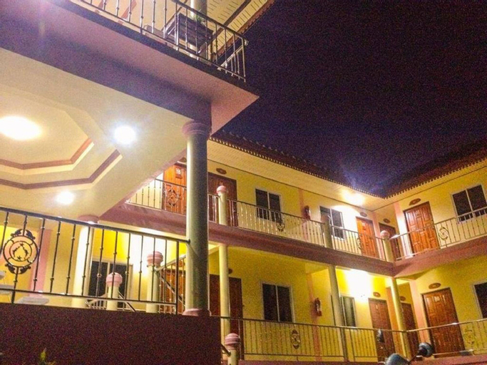 Nakorn Nan Apartment, Pua