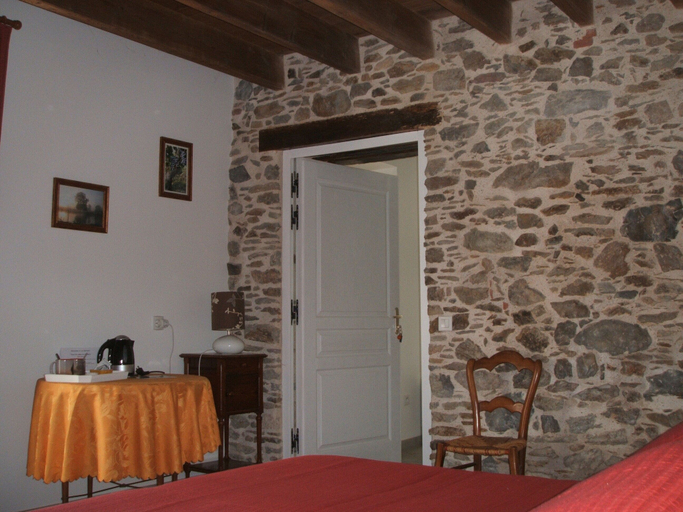 Bedroom 2, Chambres d'hôtes La Charrière, Vendée