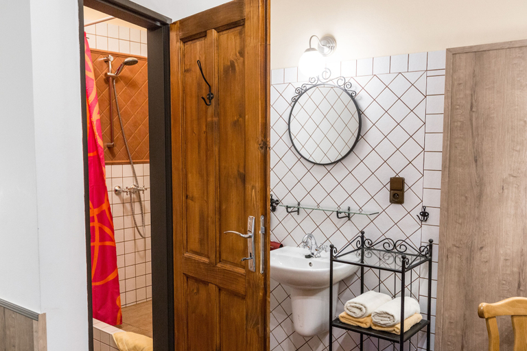 Bathroom 3, Mila Apartments, Praha 7
