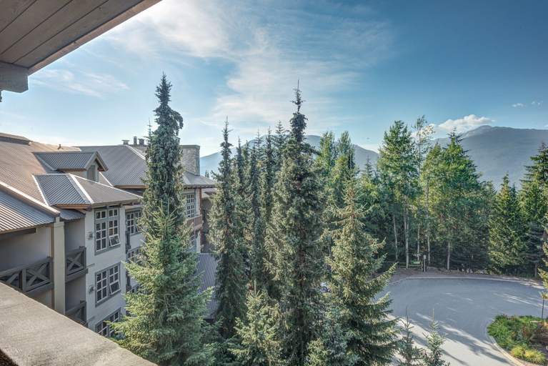Exterior & Views 4, Blackcomb Springs Suites by CLIQUE, Squamish-Lillooet