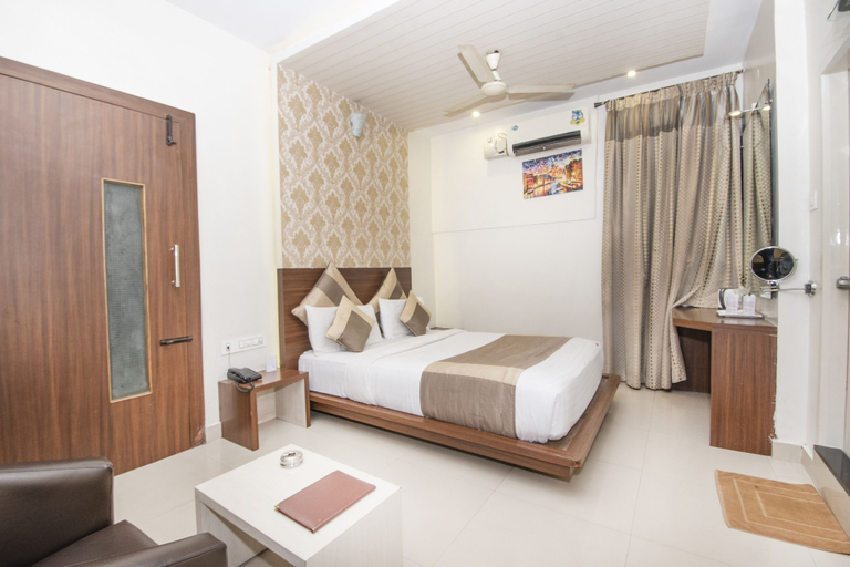 Bedroom 3, Aishwarya Suites, Mysore