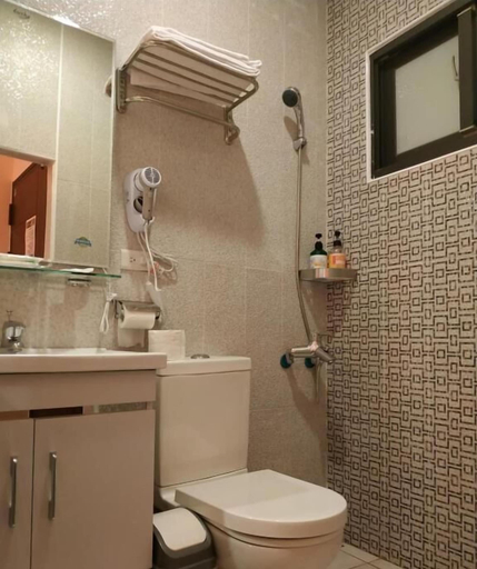 Bathroom 5, Sun Moon Lake Crown Yu Hotel, Nantou